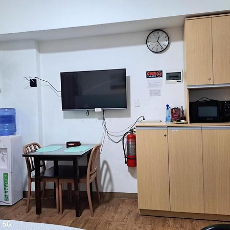 Cozy Condo Unit 5Mins From Mactan Cebu Int'L Airport With Netflix Мактан Екстериор снимка