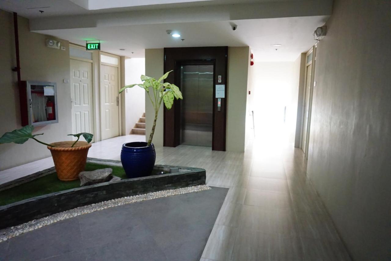Cozy Condo Unit 5Mins From Mactan Cebu Int'L Airport With Netflix Мактан Екстериор снимка