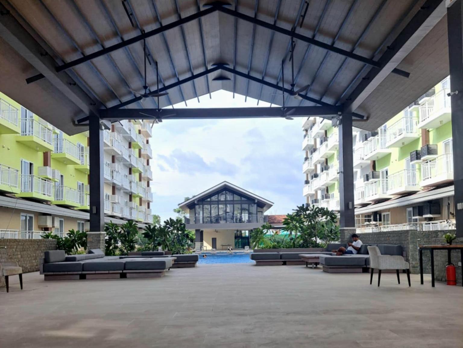 Cozy Condo Unit 5Mins From Mactan Cebu Int'L Airport With Netflix Мактан Екстериор снимка