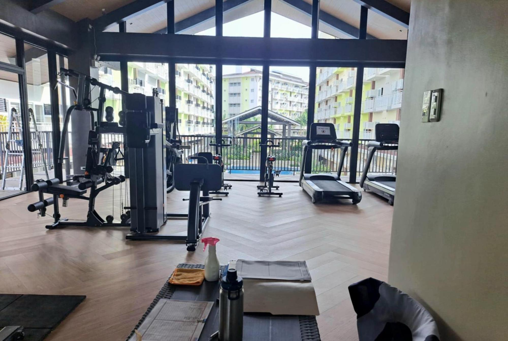 Cozy Condo Unit 5Mins From Mactan Cebu Int'L Airport With Netflix Мактан Екстериор снимка